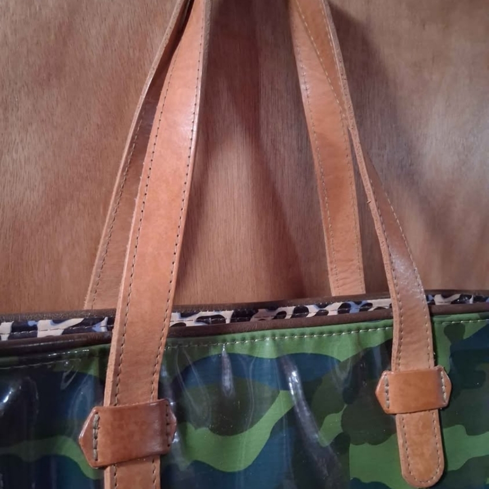 CONSUELA TOTE CAMO LEOPARD PURSE REAL LEATHER HANDLES CARAMEL EMBROIDERY HTF - Picture 3 of 6